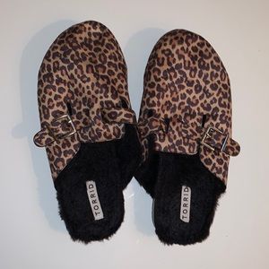 Torrid Size 12 Animal print slip on